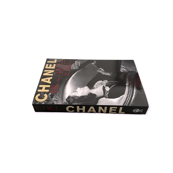 RARE Chanel: A Woman of Her Own by Axel Madsen NEW 1st Edition - Picture 5 of 8